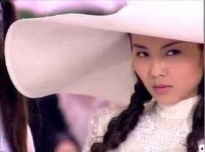 明星带民国帽子,明星演绎复古时尚，民国帽子引领潮流新风尚