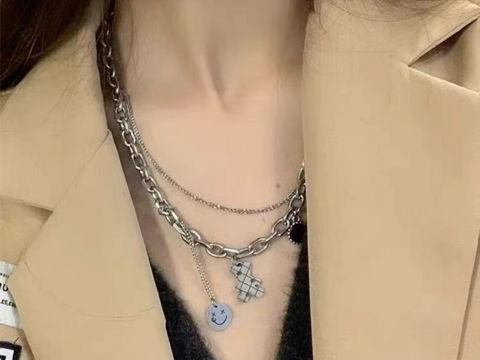 嘻哈网红项链是谁,揭秘潮流圈的新宠儿